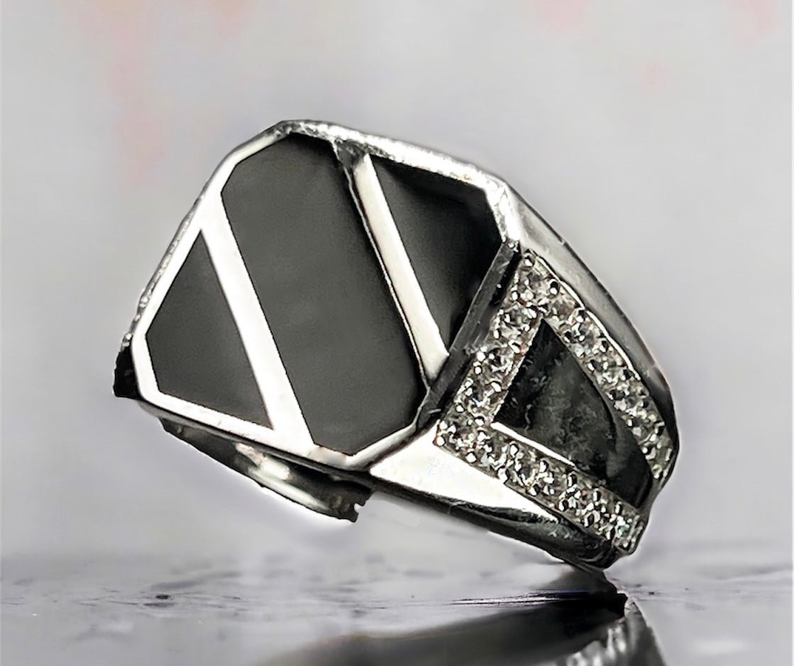 Stoned black onyx ring